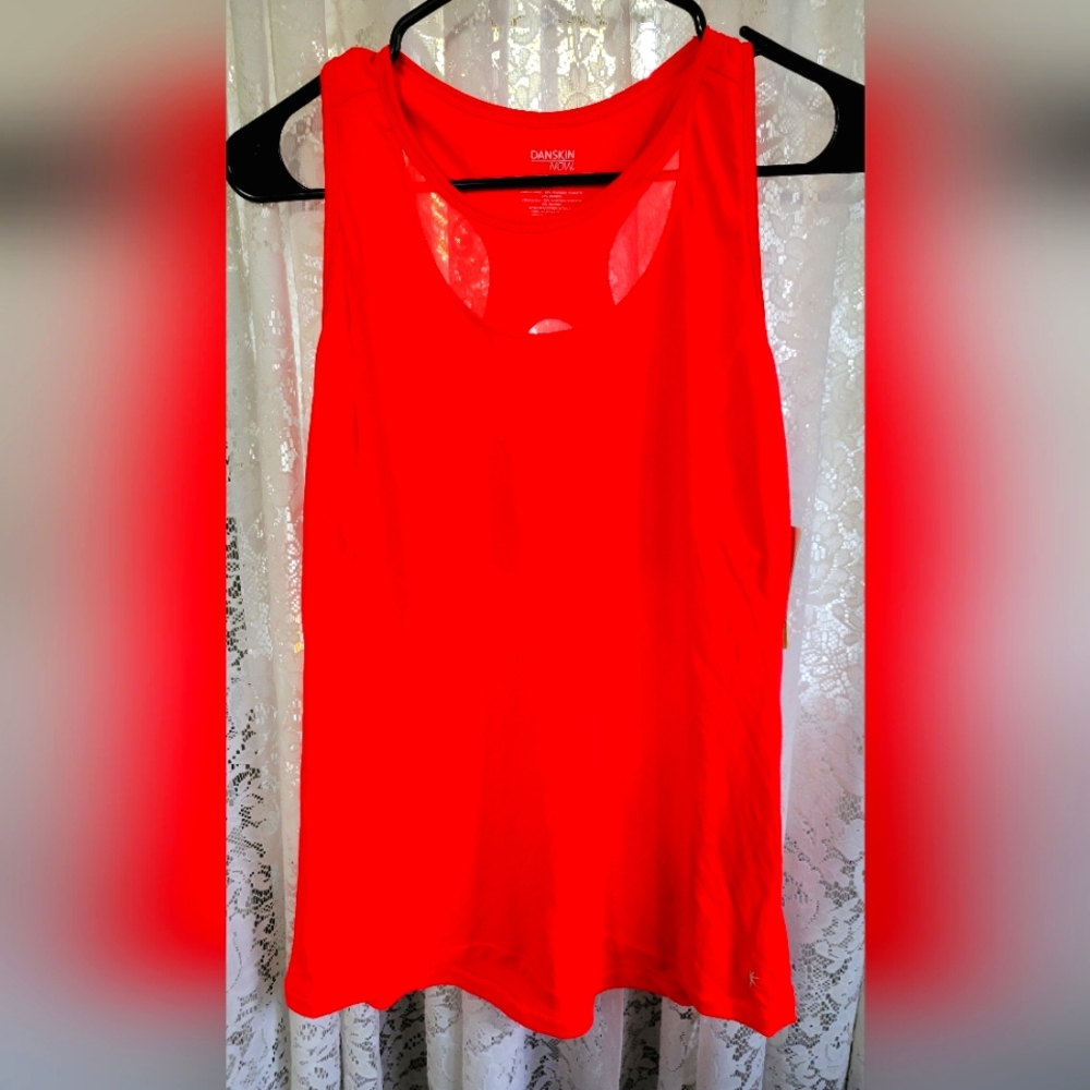 NWT Danskin now tank top